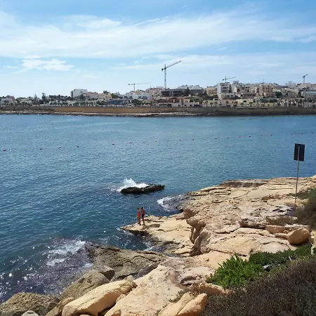 Ocean View, 1 *